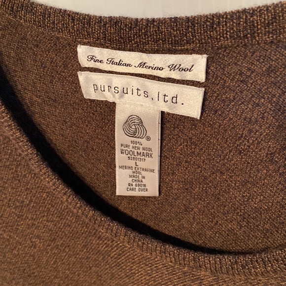 Pursuits Ltd light brown long sleeved Merino wool sweater - Picture 2 of 3